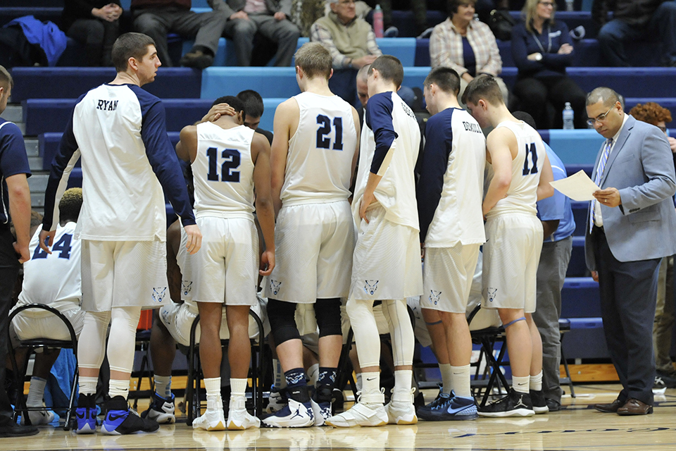 Men's Basketball Takes On Grand Valley State and Ferris State - Game Notes