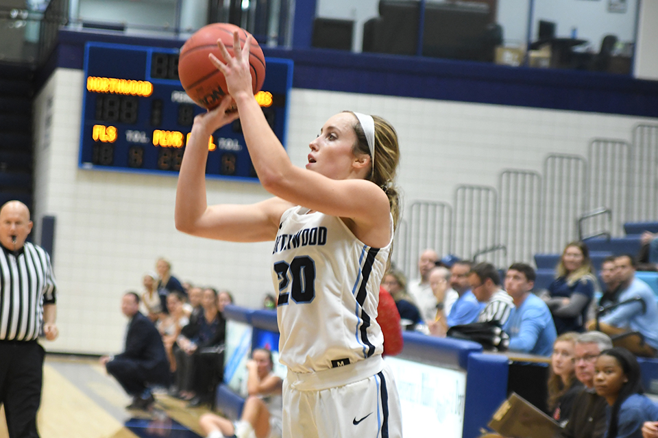 Women's Basketball Picks Up 71-61 Road Win Over Malone