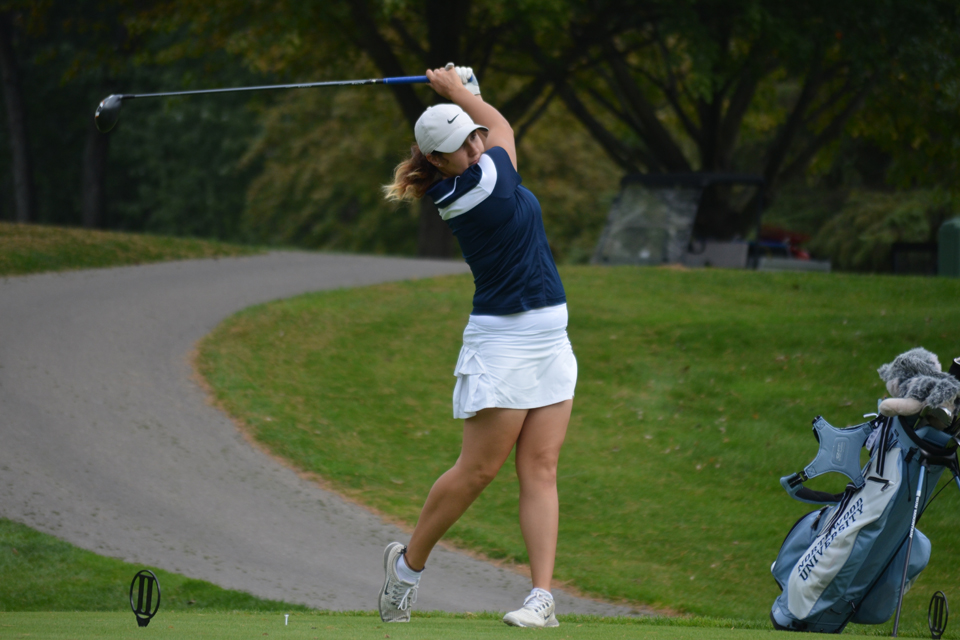 Women's Golf Finishes 14th At UINDY Fall Invitational