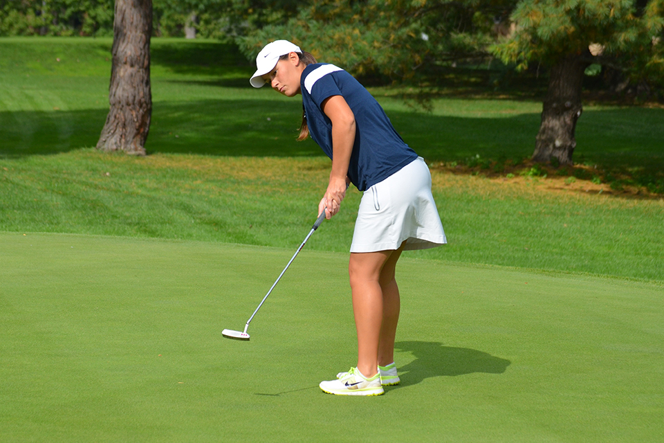 Women's Golf Places Fifth At Big Apple Lady Invitational