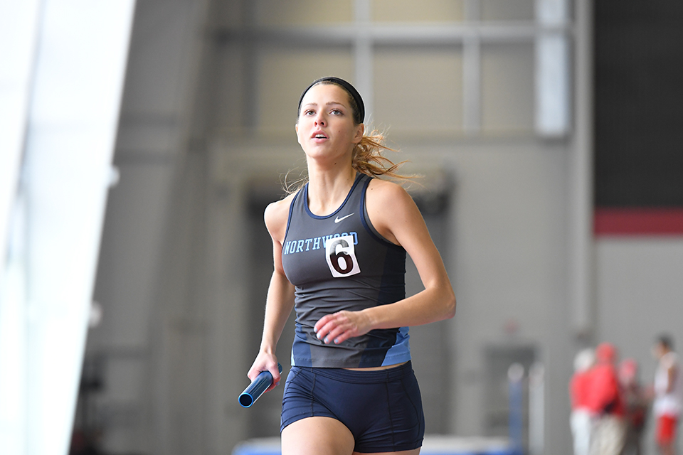 Track and Field Competes at Western Kentucky Meet.