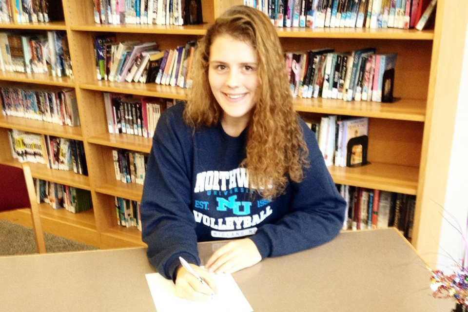 Volleyball Signs Colleen Mayer To National Letter Of Intent