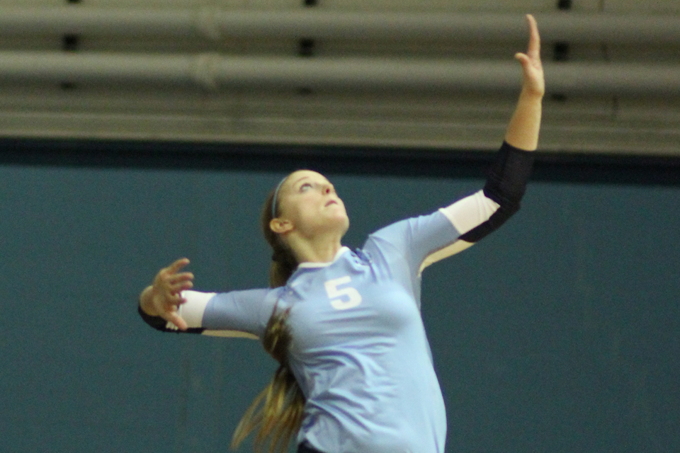 Volleyball Finishes Season With 3-0 Win At Lake Superior State