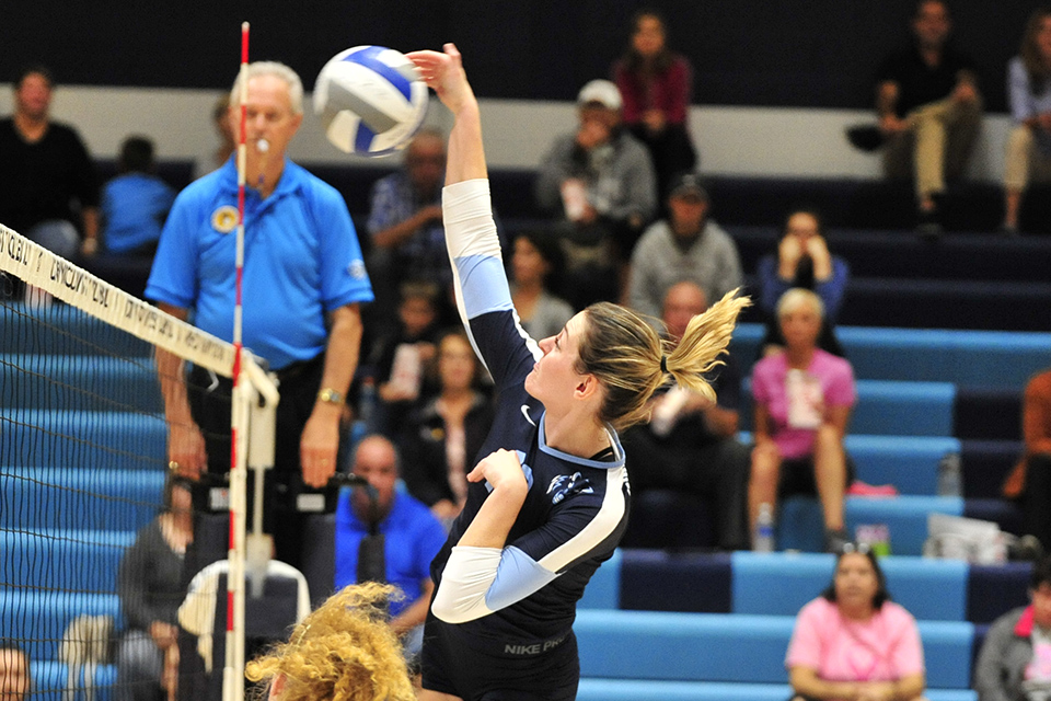 Volleyball Goes 1-1 At Malone To Finish Hall of Fame City Challenge