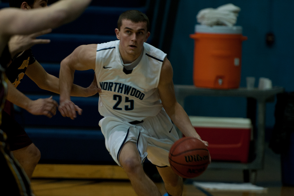 Men's Basketball Falls In Final Seconds At Tiffin 81-80